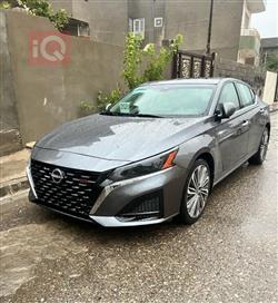 نيسان ألتيما